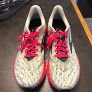 Brooks Hyperion tempo